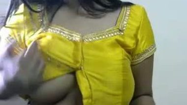 Telugu Sex In Jocket - Breasts In Blouse Tempts Indian Men porn indian film