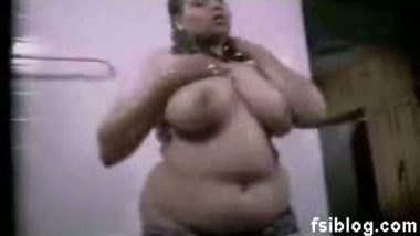 Aunty Bbw White Sex - Desi Fat Aunty porn indian film