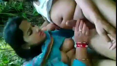 Sex Muslim Bhabhi Devar - Desi Outdoor Sex Clip Of Sexy Young Muslim Bhabhi Fucked By ...