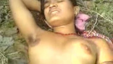 Tamil Village Pundaikal Sex Photos - Hairy Pussy Village Girl 8217 S Outdoor Sex porn indian film