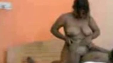 380px x 214px - Tamil Aunty Hidden Cam Sex With Neighbor porn indian film