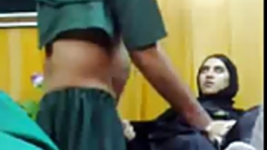 380px x 214px - Young Pakistani Girl Impregnated By An Pervert Doctor porn indian film