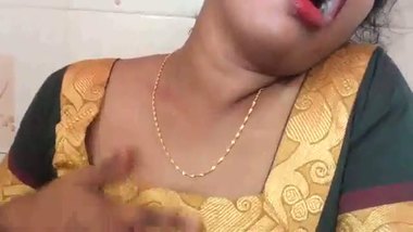 Indian sex movies hot aunty saree exposed