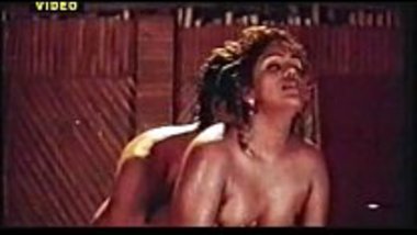 Xxx Desi Girls Kpda Utarti Videos - Hot And Erotic Desi Classical Porn Video porn indian film