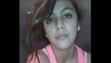 Xxx Desi Girls Kpda Utarti Videos - Kapde Utarti Nangi Ladki indian sex videos at rajwap.me
