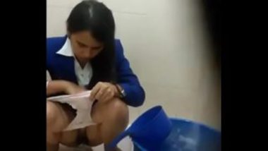 Indian Air Hostess Fucked By Co Pilot In Her House Leaked Mms ...
