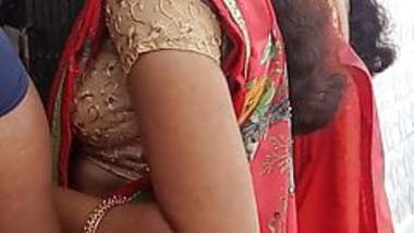 Tamil Hot College Girl Side Boobs In Saree At Temple Hd porn ...
