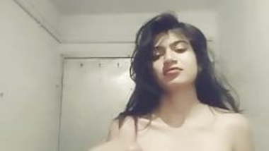 Choda Girls Com - Village Bacchi Ko Chod Kar Rula Diya indian sex videos at rajwap.me
