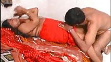 Sex Video Of Sareewali Nayi Dulhan - Xvidos Desi Saree Wali Bhari Aunty indian sex videos at rajwap.me