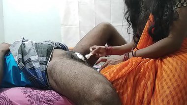 School ki maid ka Hindi teacher se de dana dan fuck